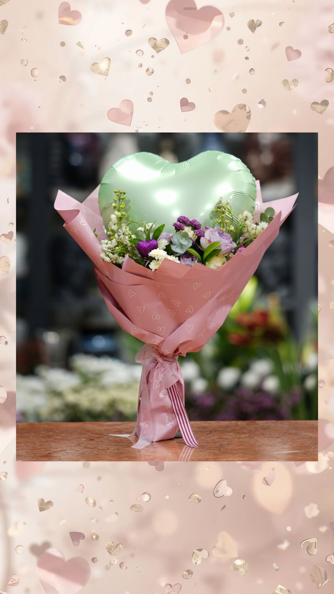kalp balonlu lale gül şebboy buketi